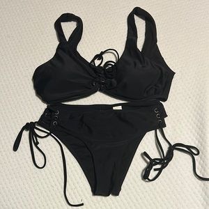 Black swim suit